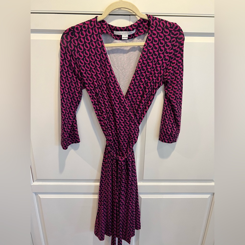 DVF wrap dress size 6